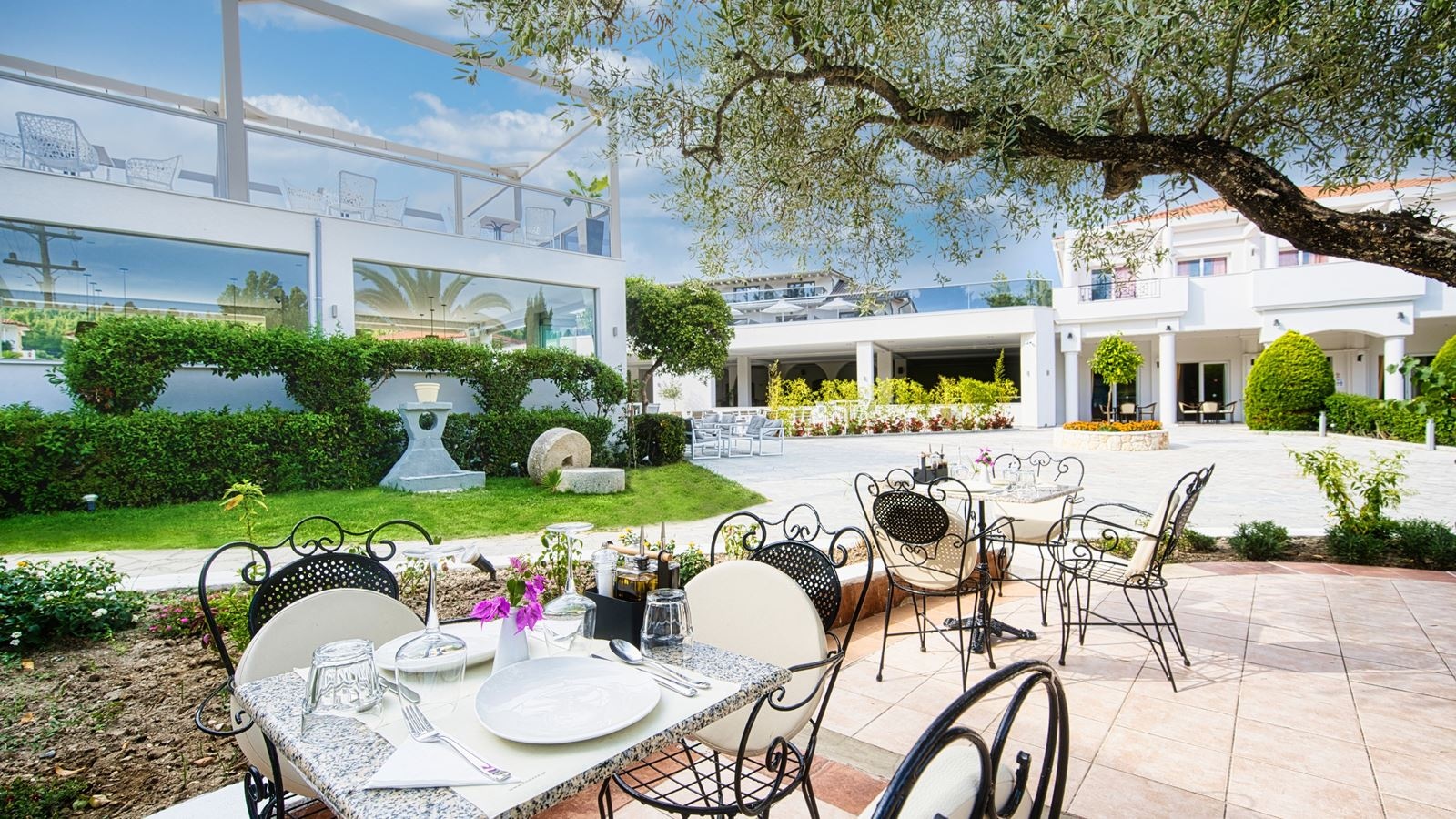 restaurants-restaurants