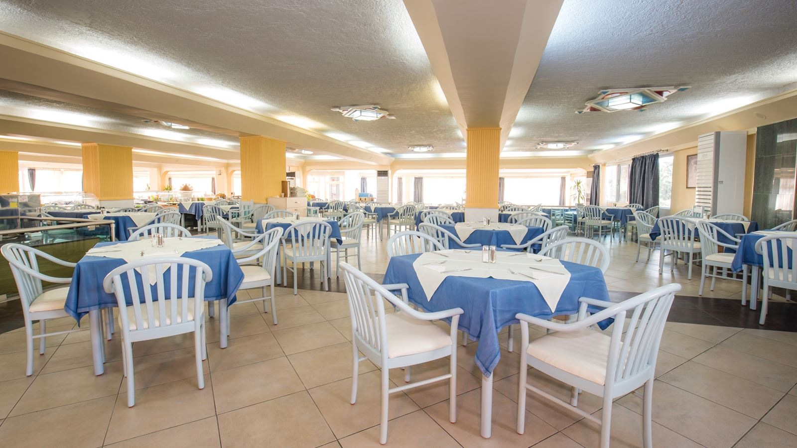 restaurants-main-restaurant