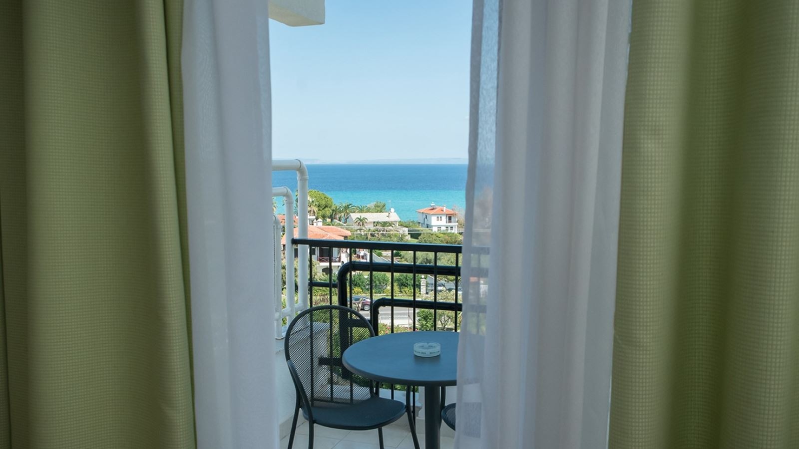 rooms-twindouble-with-extra-bed