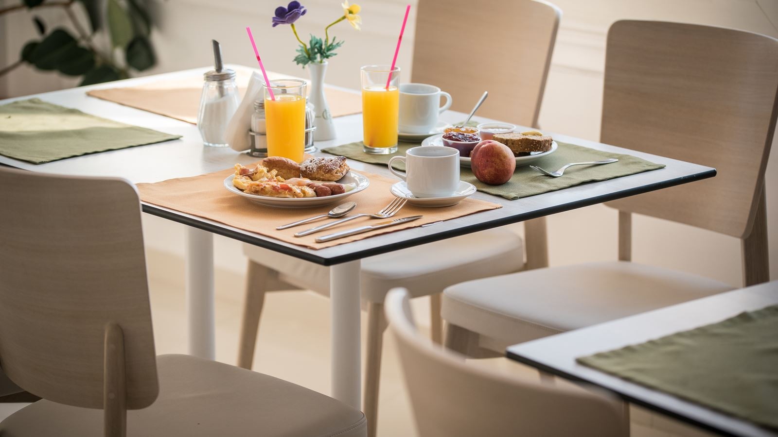 restaurants-main-restaurant