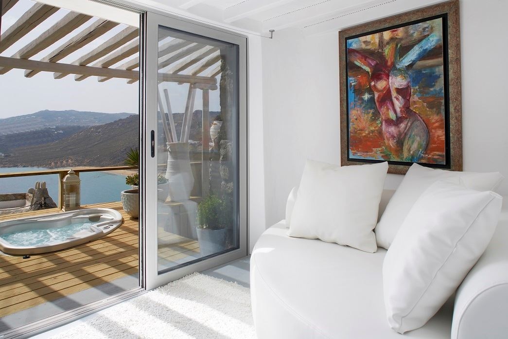 rooms-junior-suite-with-sea-view-and-outdoor-jetted-tub