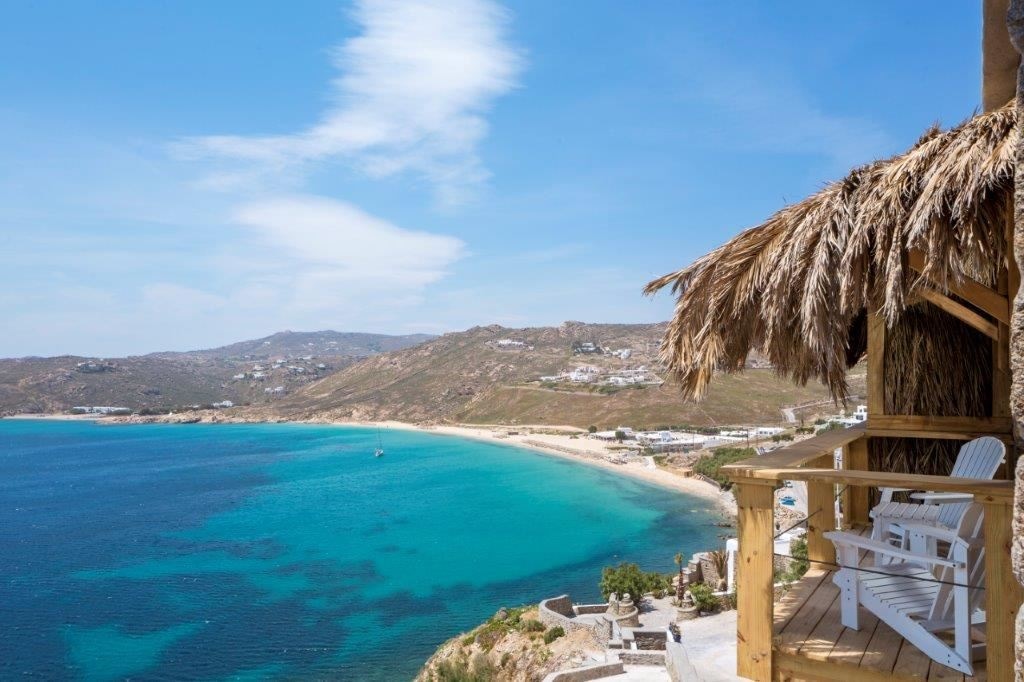 rooms-deluxe-suite-sea-view