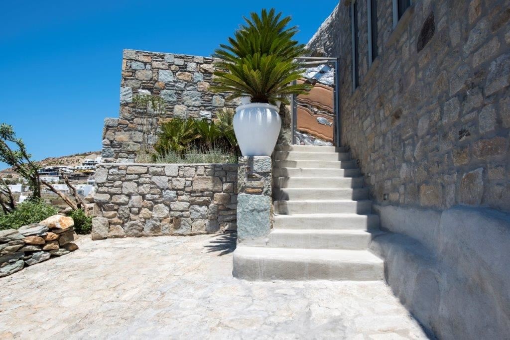 rooms-grand-deluxe-three-bedroom-villa-with-private-pool-and-sea-view