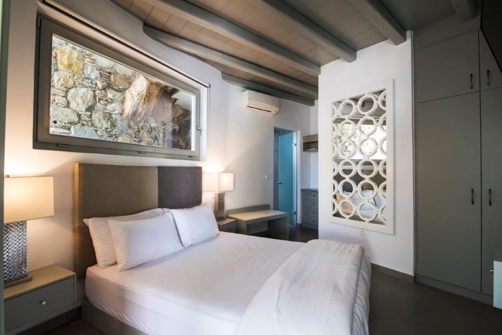 rooms-grand-deluxe-three-bedroom-villa-with-private-pool-and-sea-view