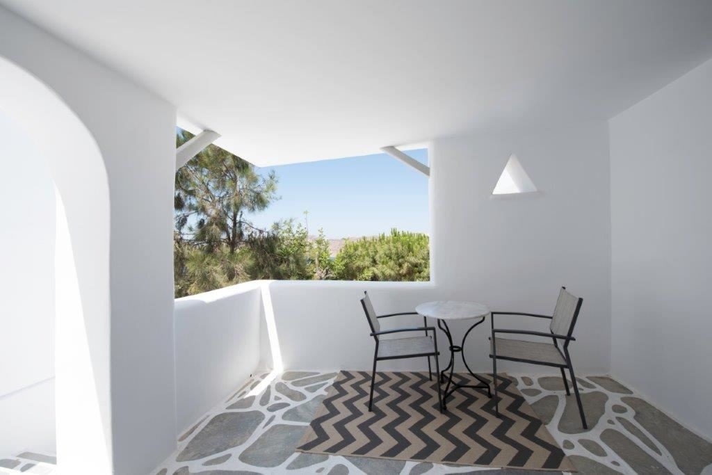 rooms-superior-room-side-sea-view