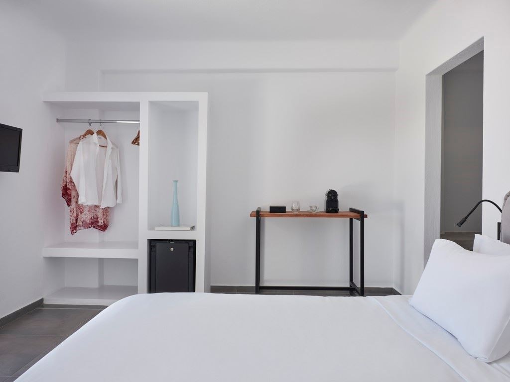 rooms-classic-double-room-with-sea-view-and-heated-tub