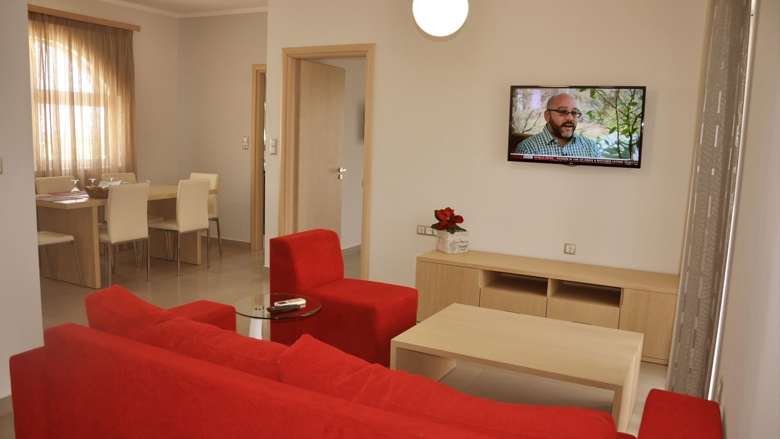 rooms-2-bedroom-sidemountain-view