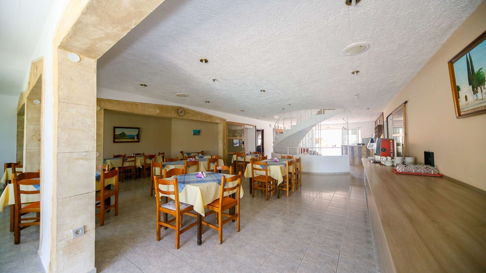 restaurants-tsambika