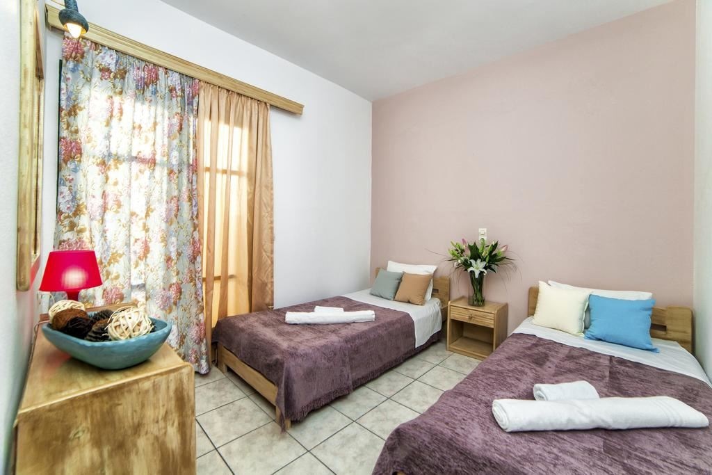 rooms-apartment-4-pax