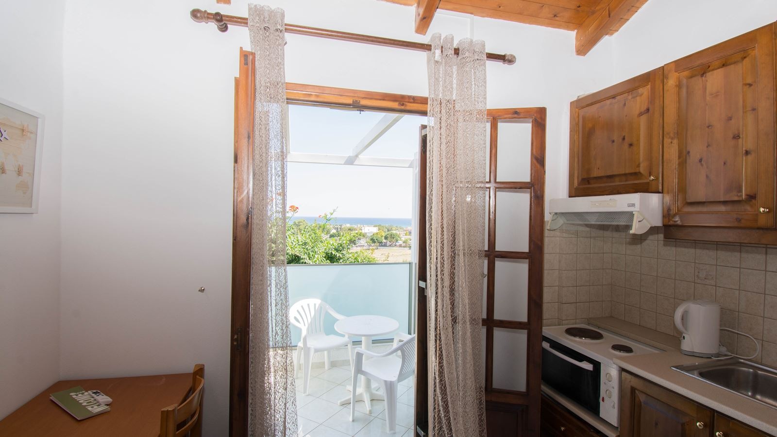 rooms-studio-sea-view-2-pax