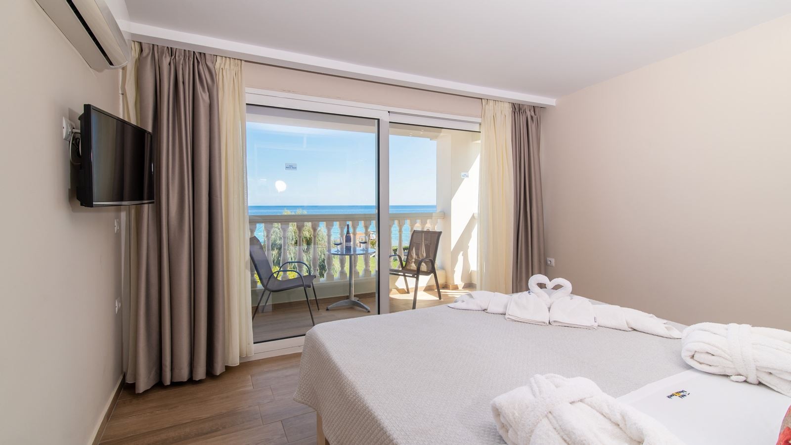 rooms-junior-suite-sea-view