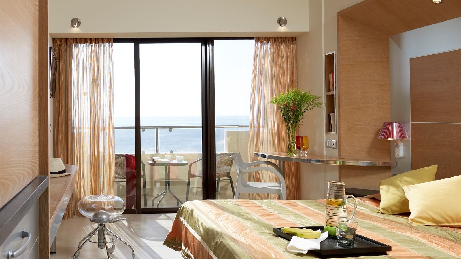 rooms-double-room-sea-view-balcony