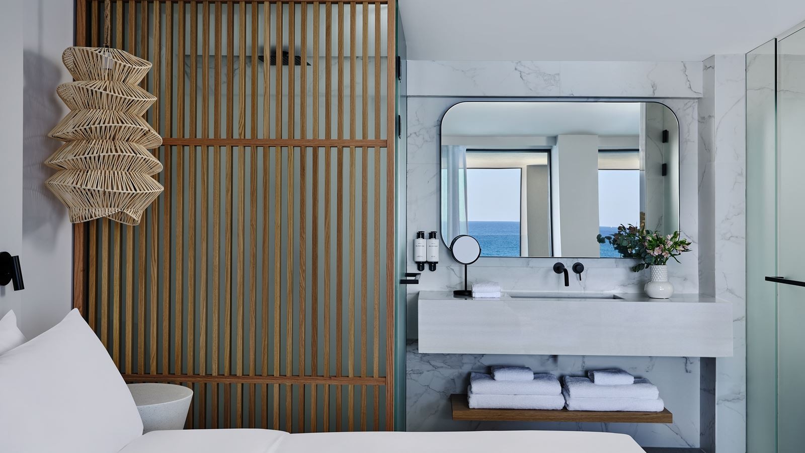 rooms-junior-suite-sea-view-private-plunge-pool