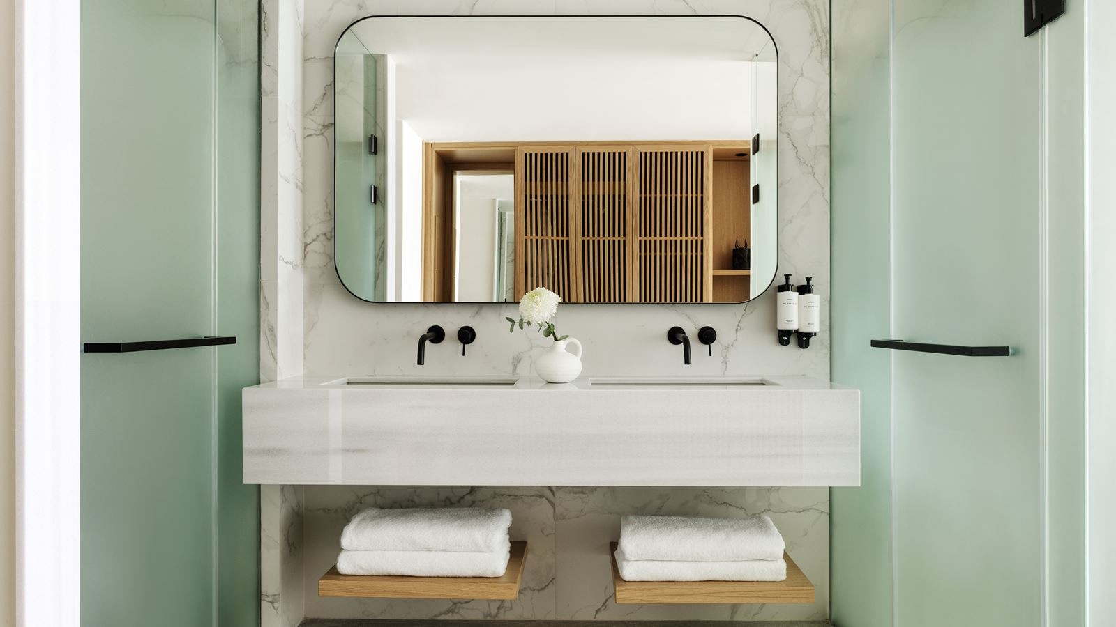 rooms-premium-sea-view-individual-plunge-pool