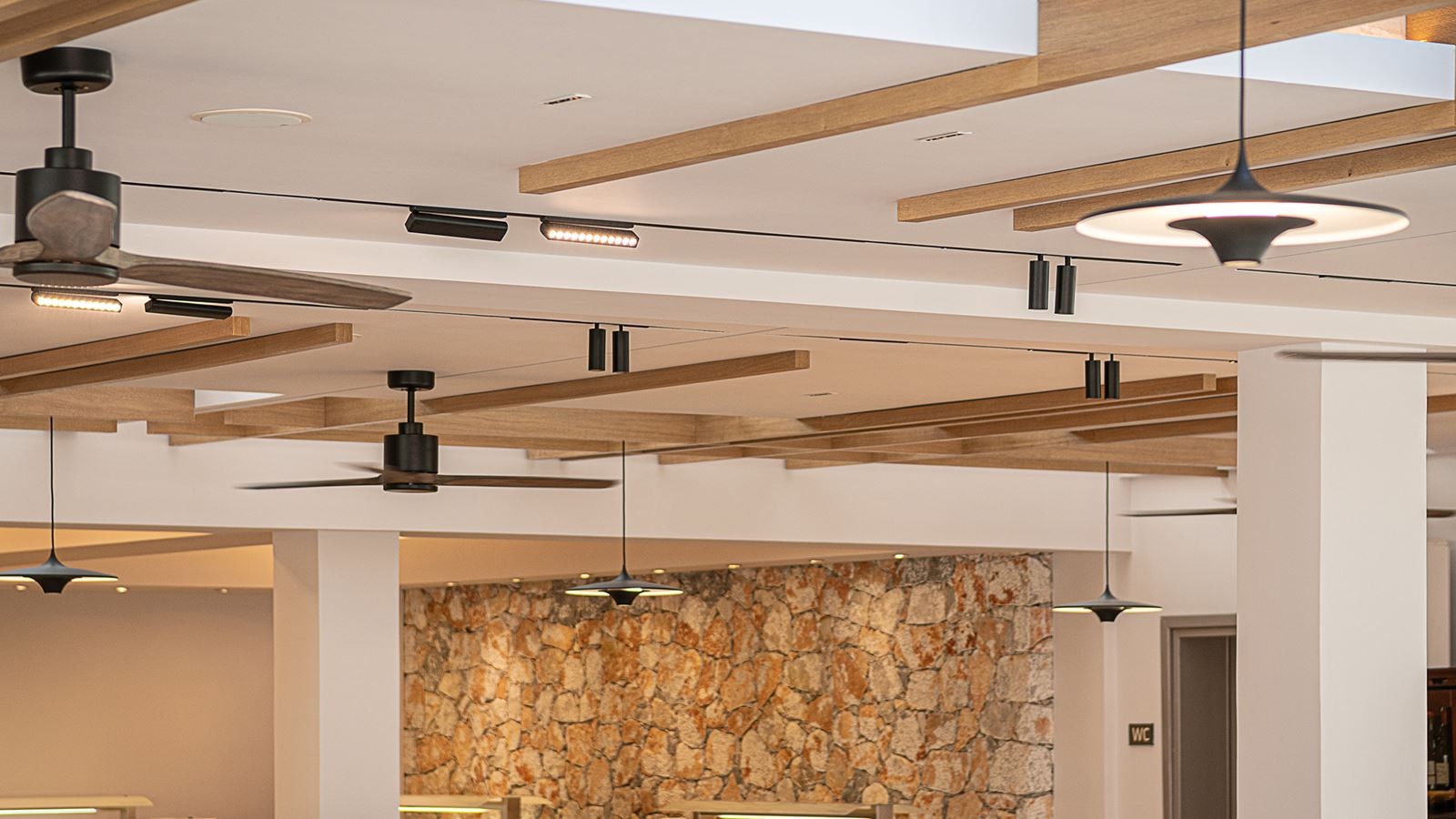 restaurants-main-restaurant