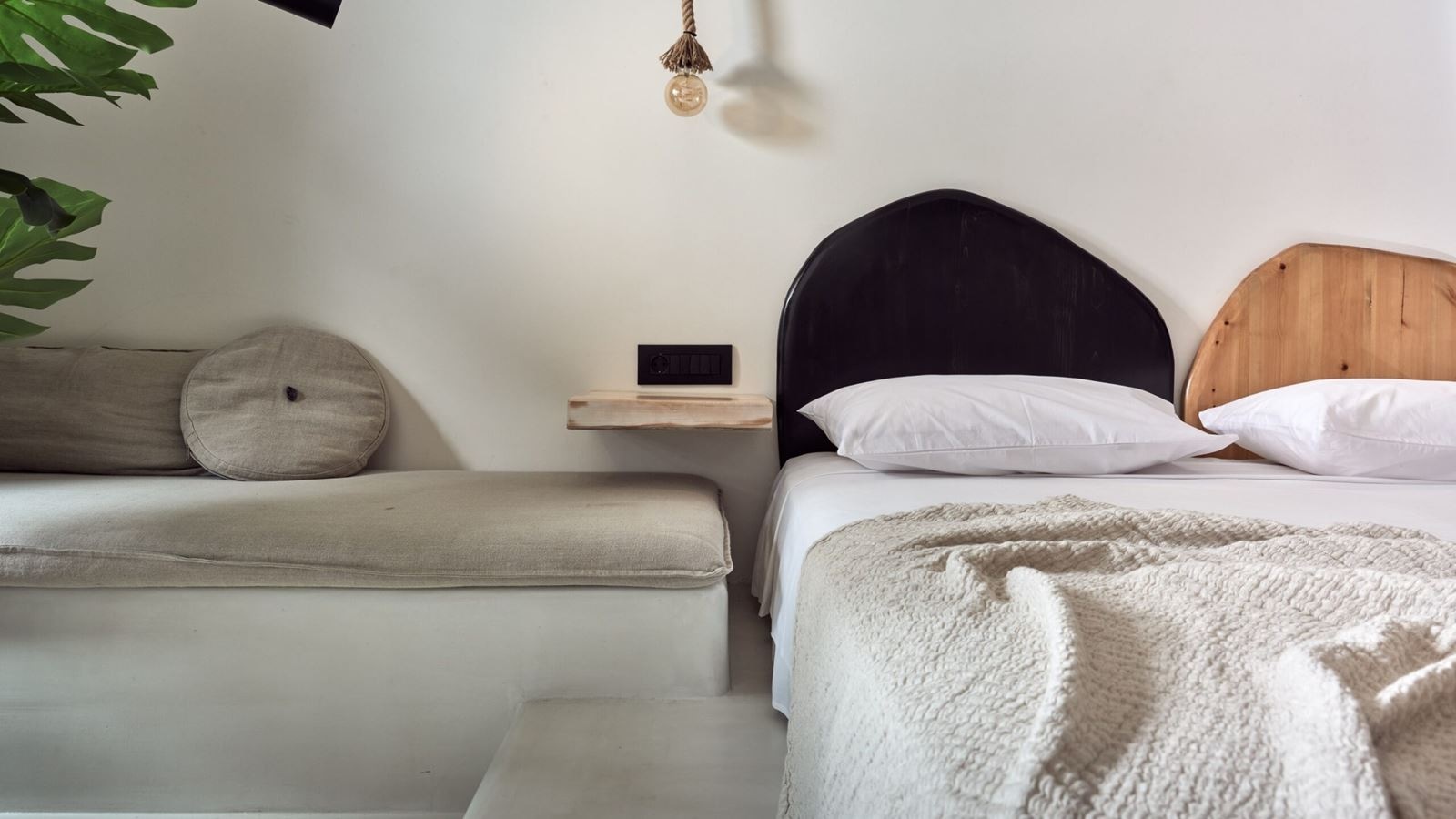 rooms-executive-room-with-landscape-view