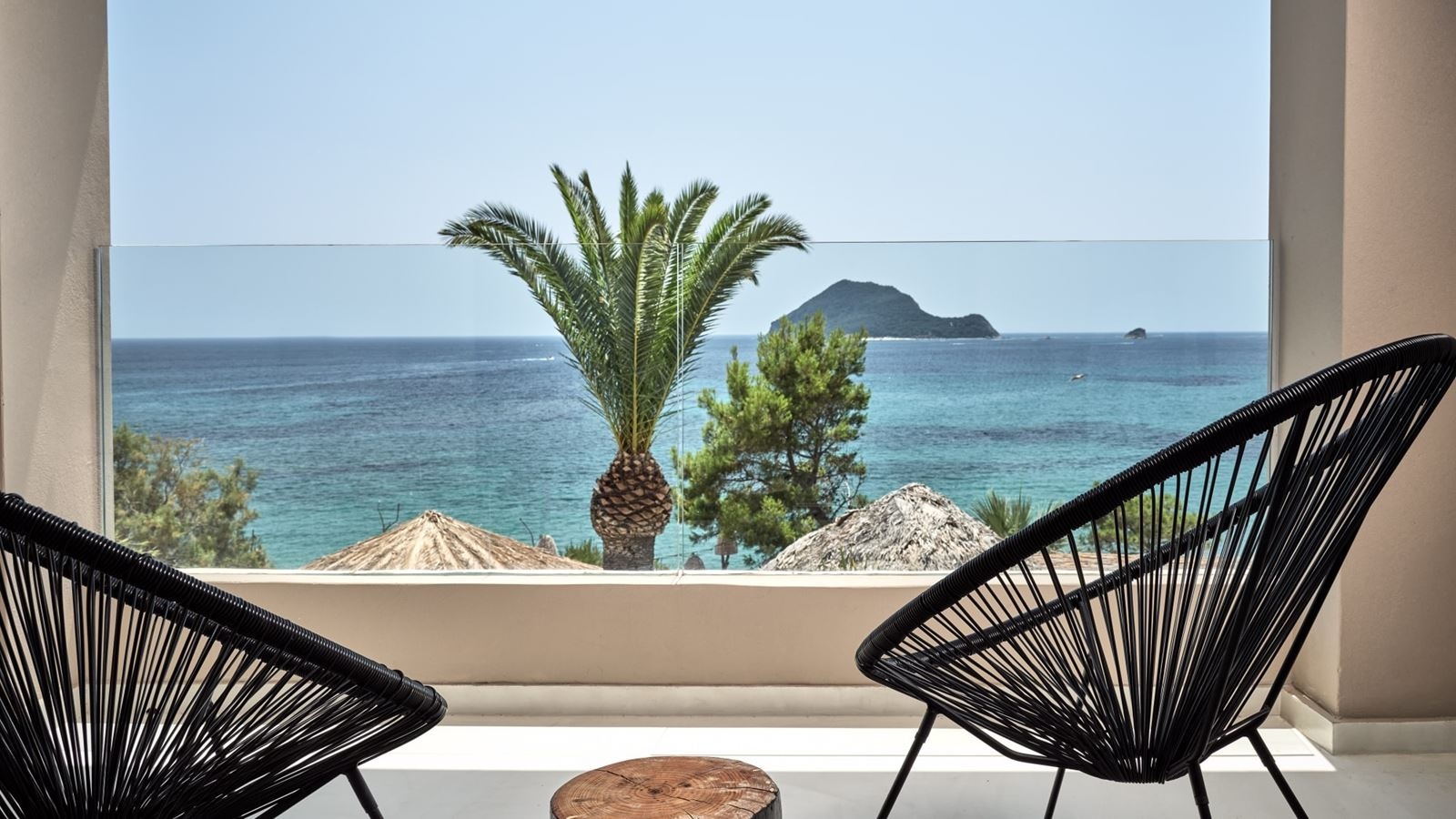 rooms-junior-suite-with-sea-view