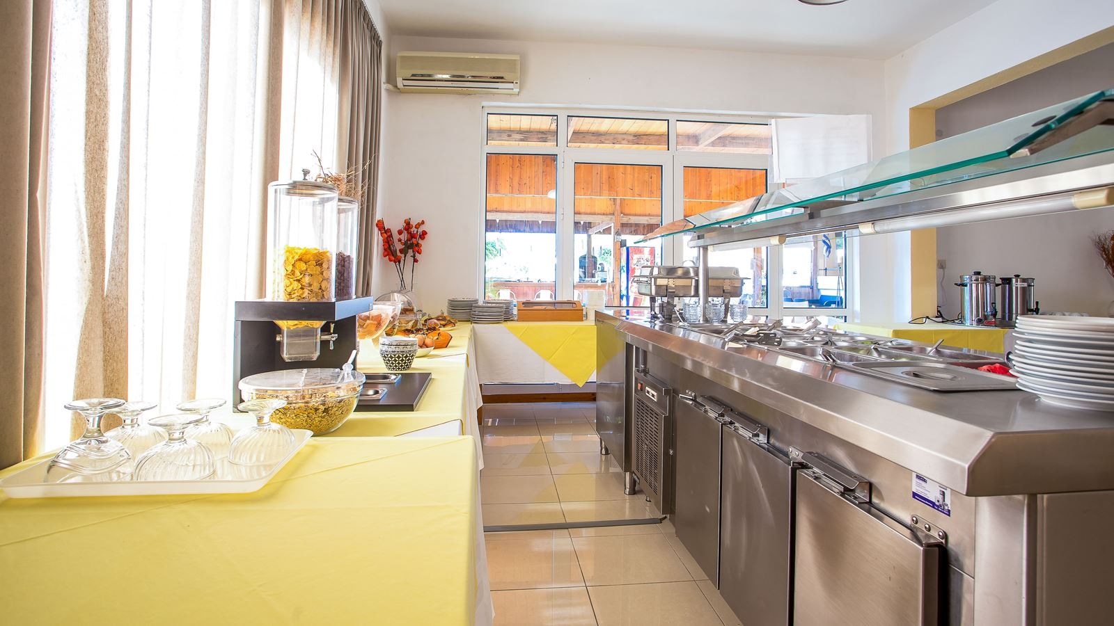 restaurants-breakfast-area