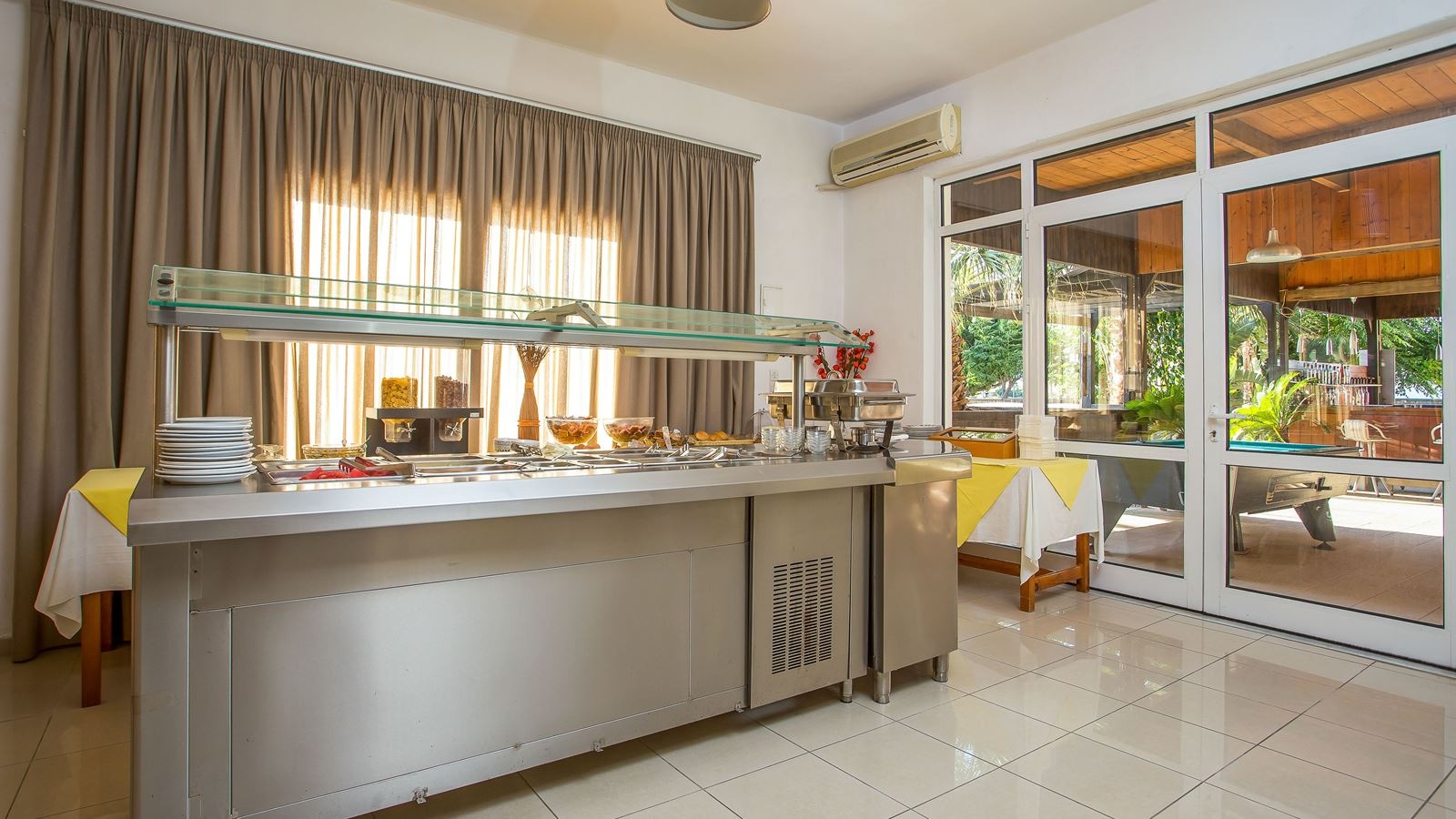 restaurants-breakfast-area