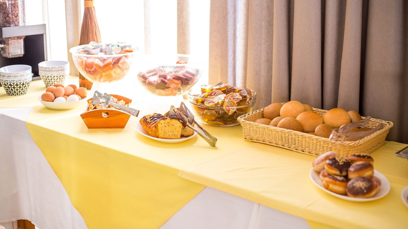 restaurants-breakfast-area