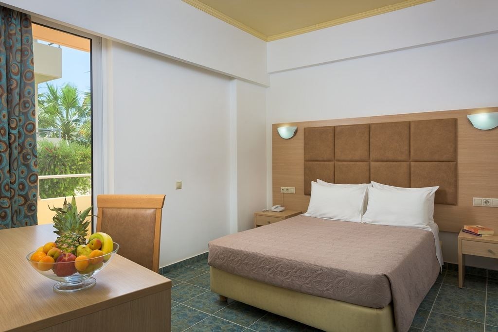 rooms-double-room-balcony