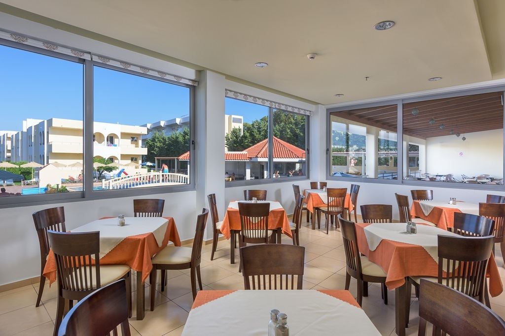 restaurants-main-building