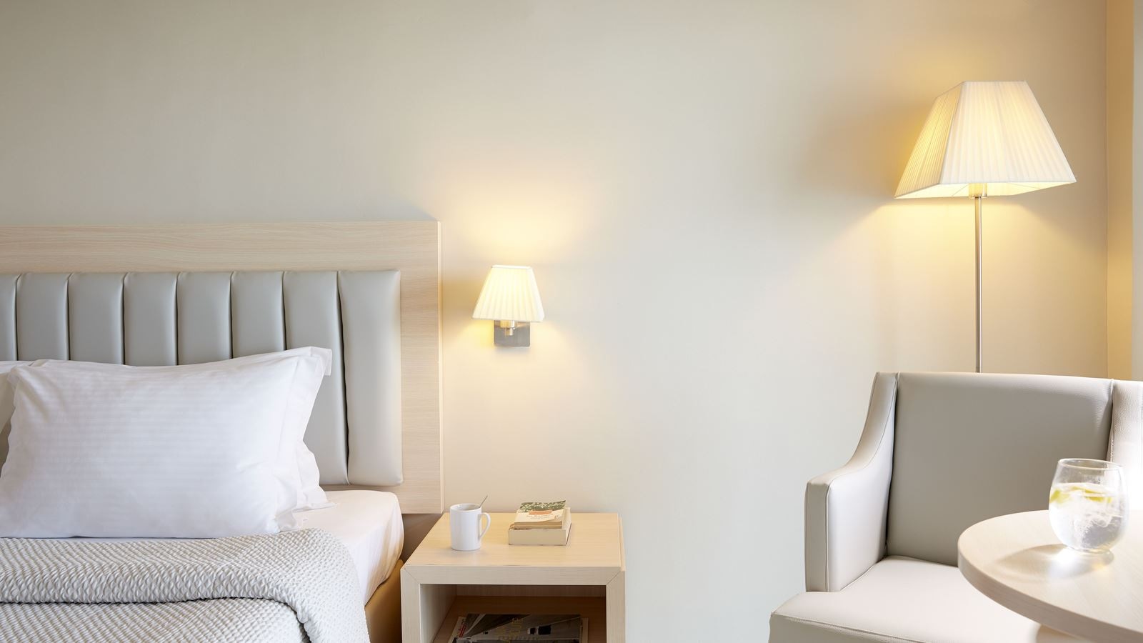 rooms-single-room-sea-view