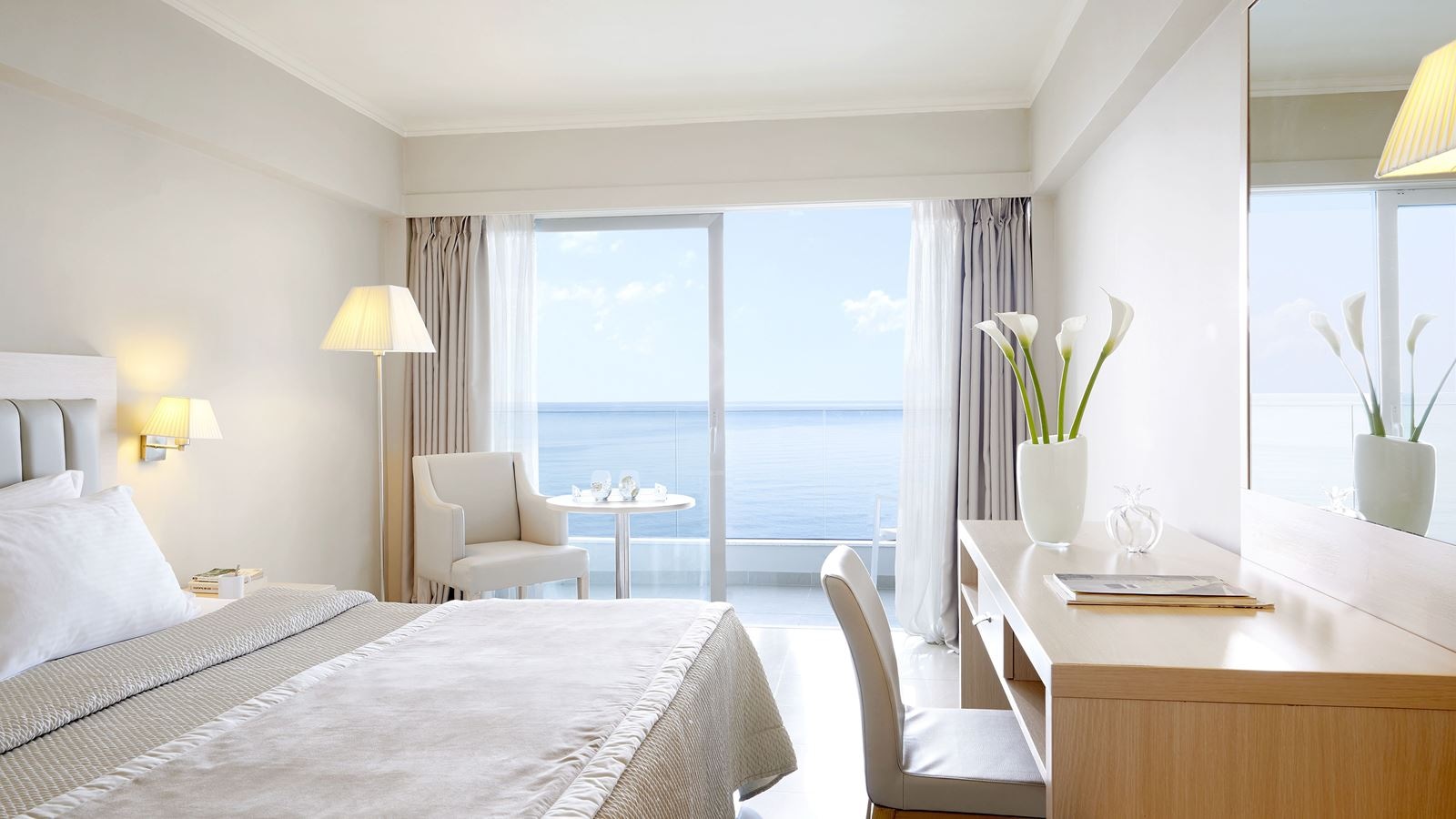 rooms-single-room-sea-view