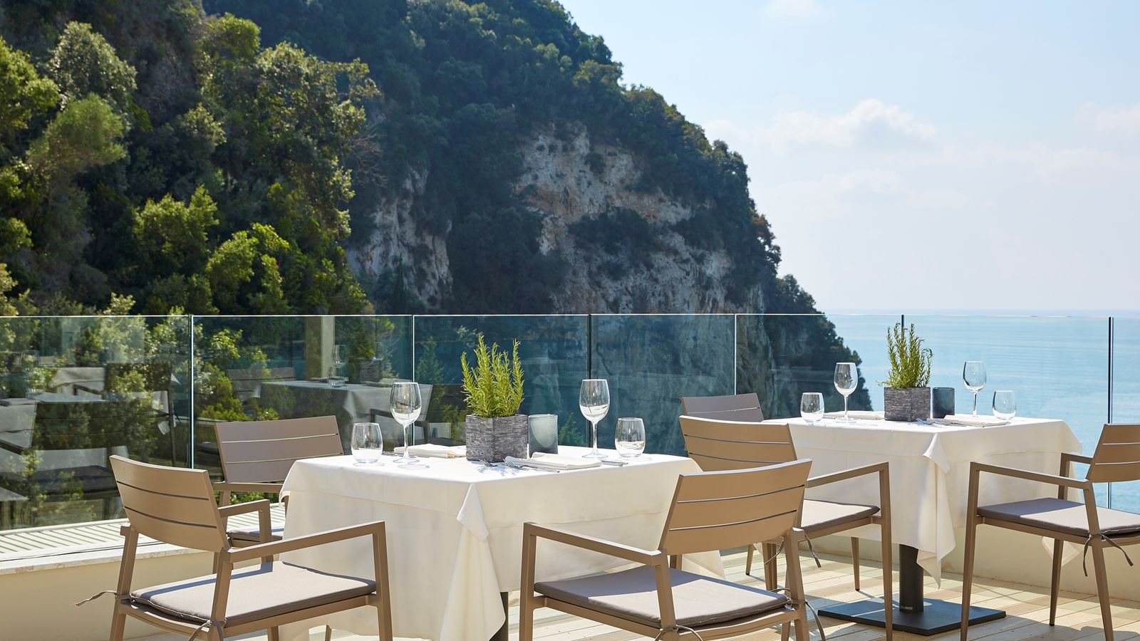 restaurants-ocean-view-restaurant