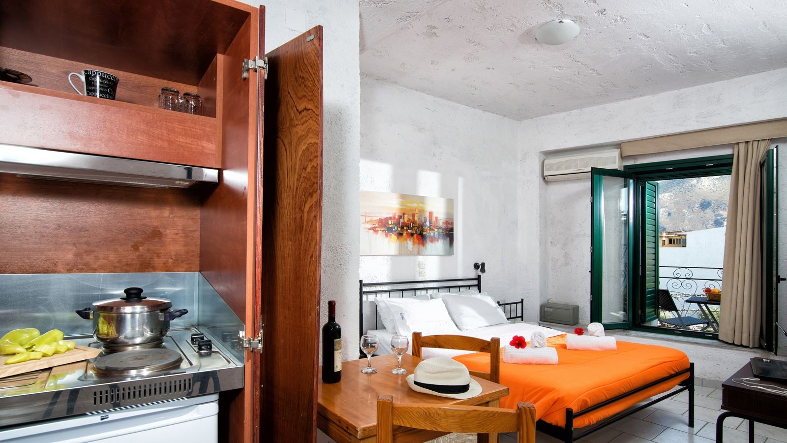 rooms-studio-with-sea-or-mountain-view