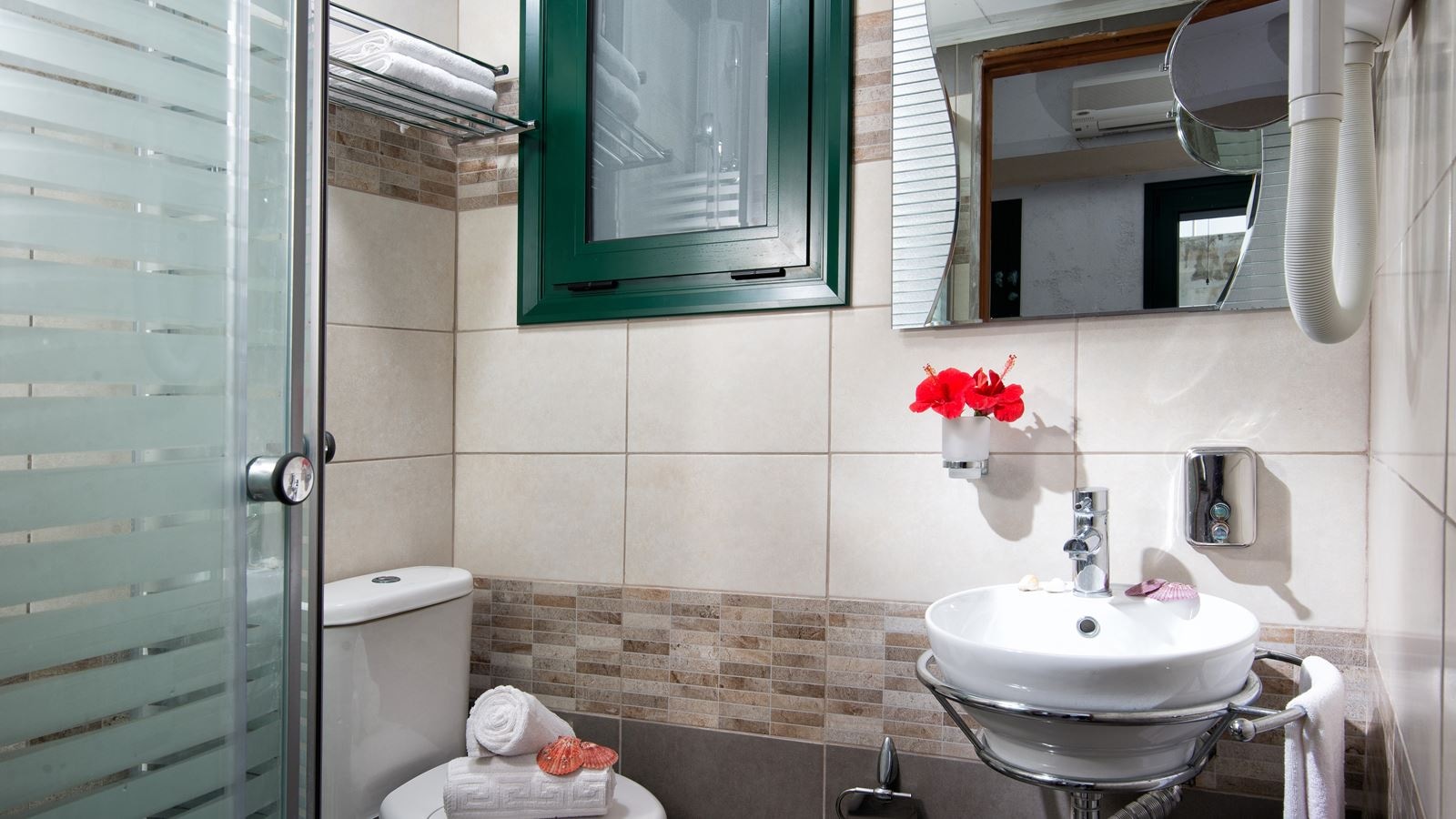 rooms-studio-with-sea-or-mountain-view