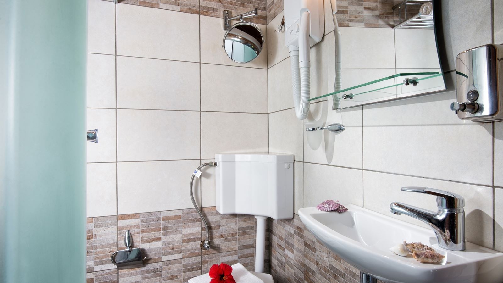 rooms-studio-with-sea-or-mountain-view