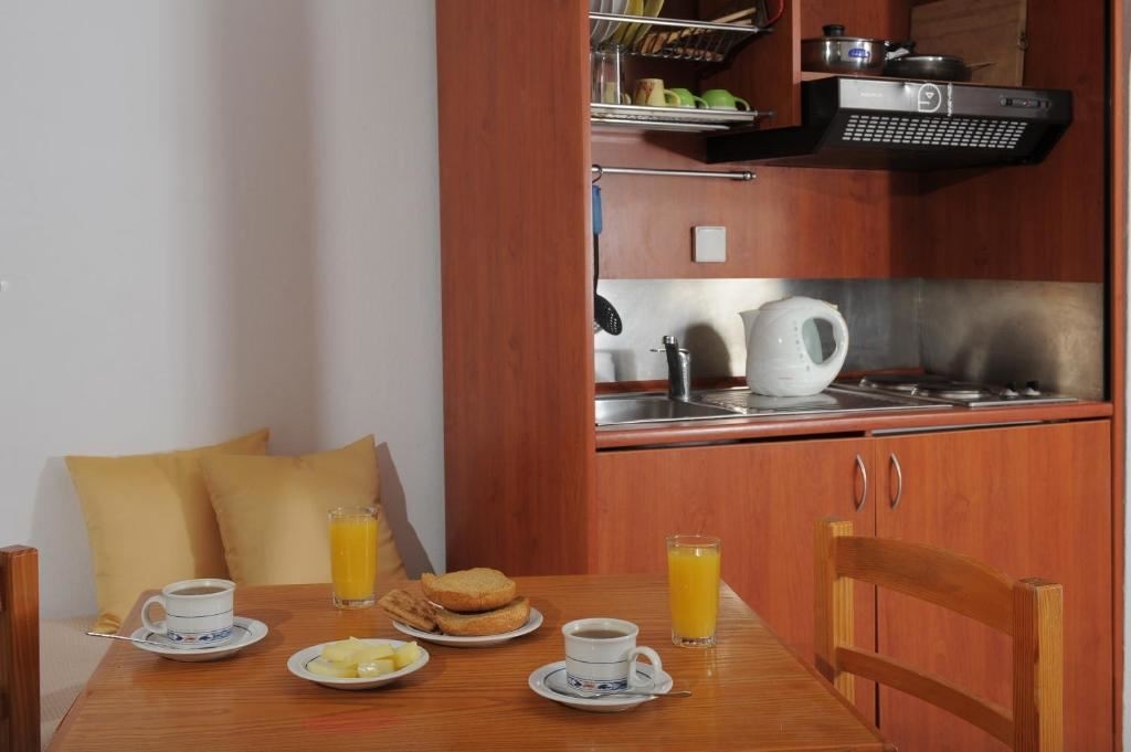 rooms-one-bedroom-apartment-with-hydromassage-shower