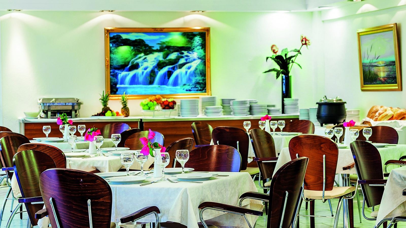 restaurants-main-restaurant