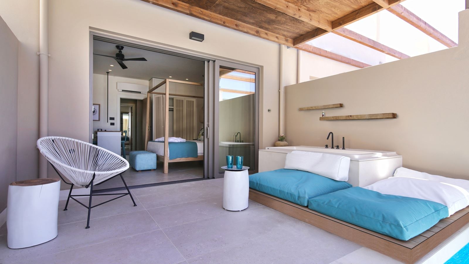 rooms-upbeat-retreat-sea-view-with-heated-plunge-pool