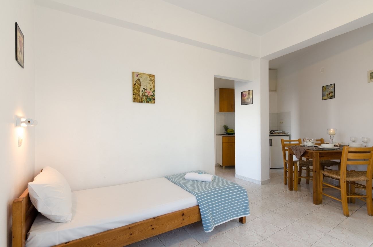 rooms-apartment-3-pax