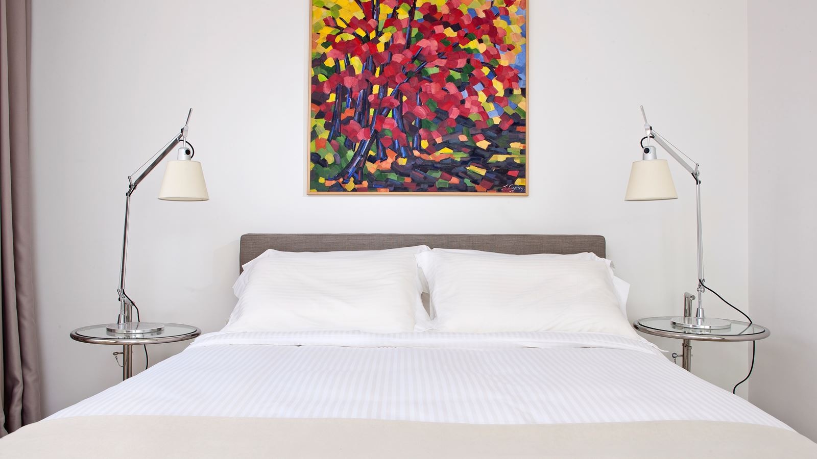 rooms-executive-room