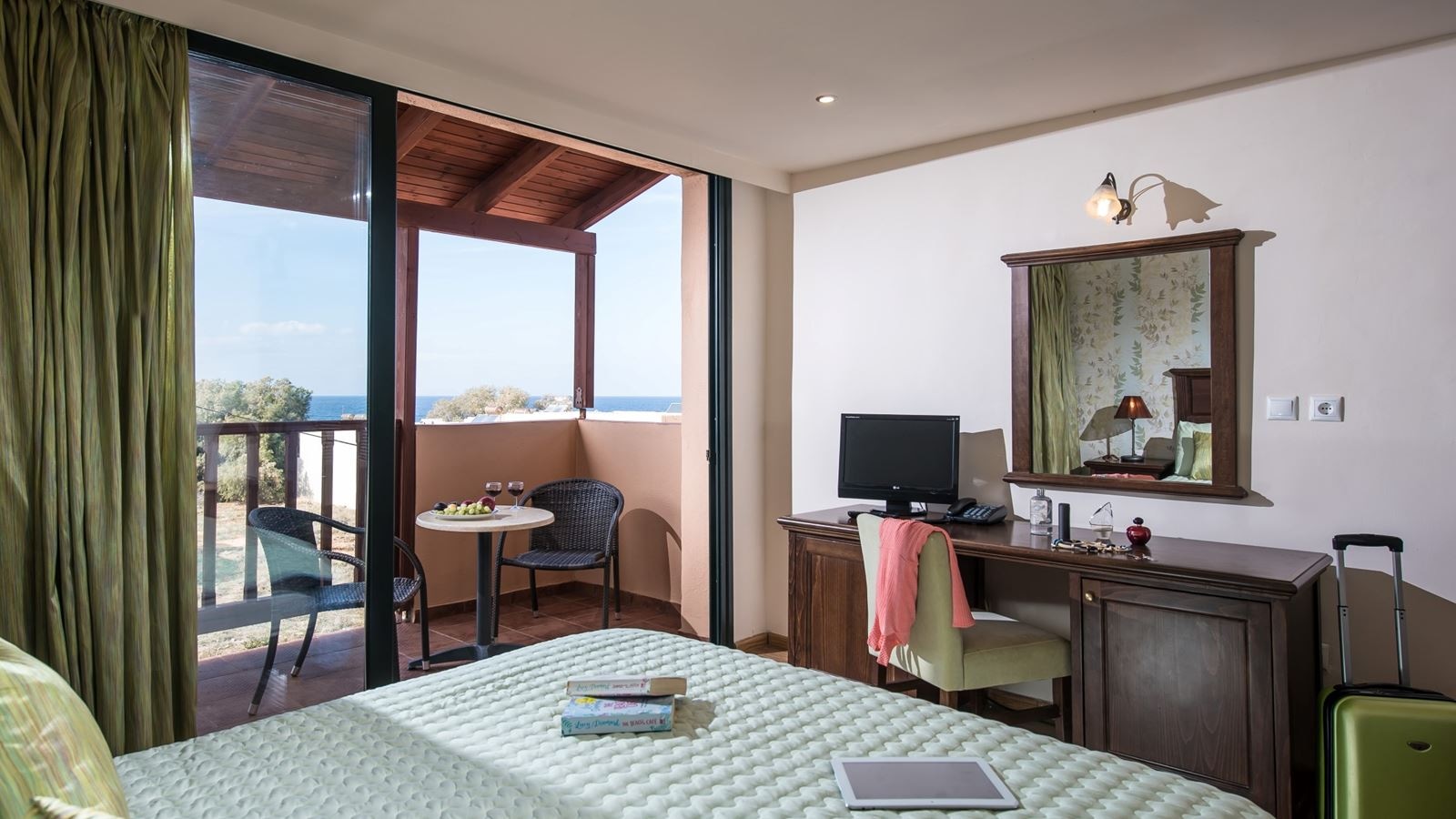 rooms-junior-suite-triple