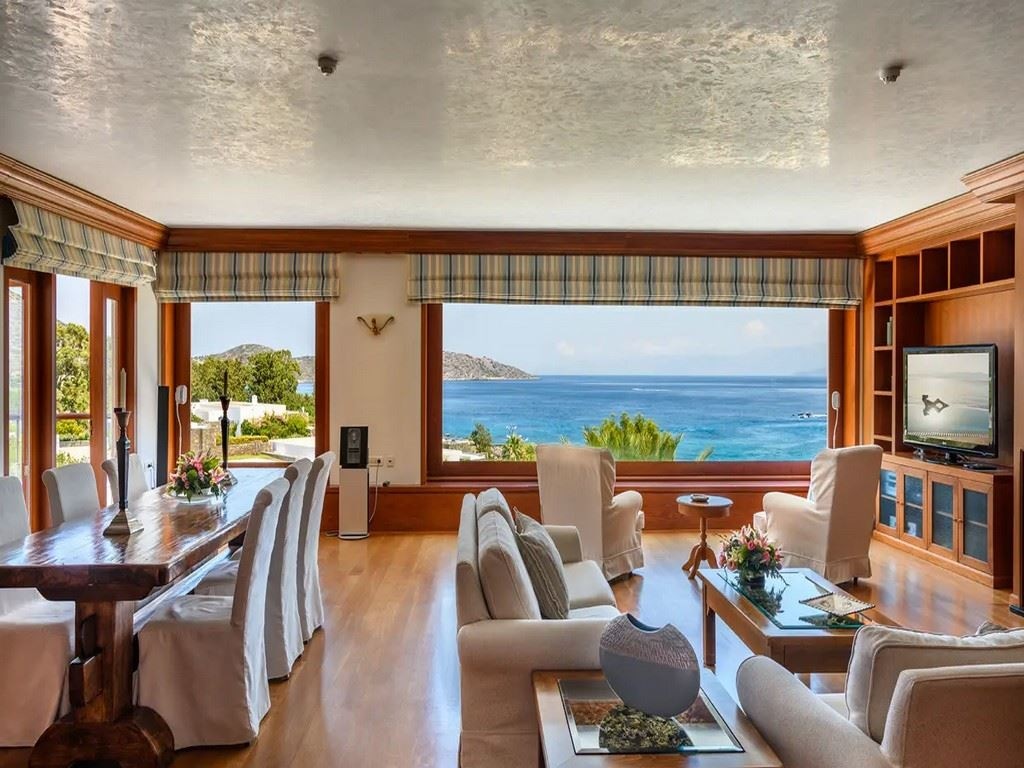 rooms-the-penthouse-suite-with-panoramic-sea-view