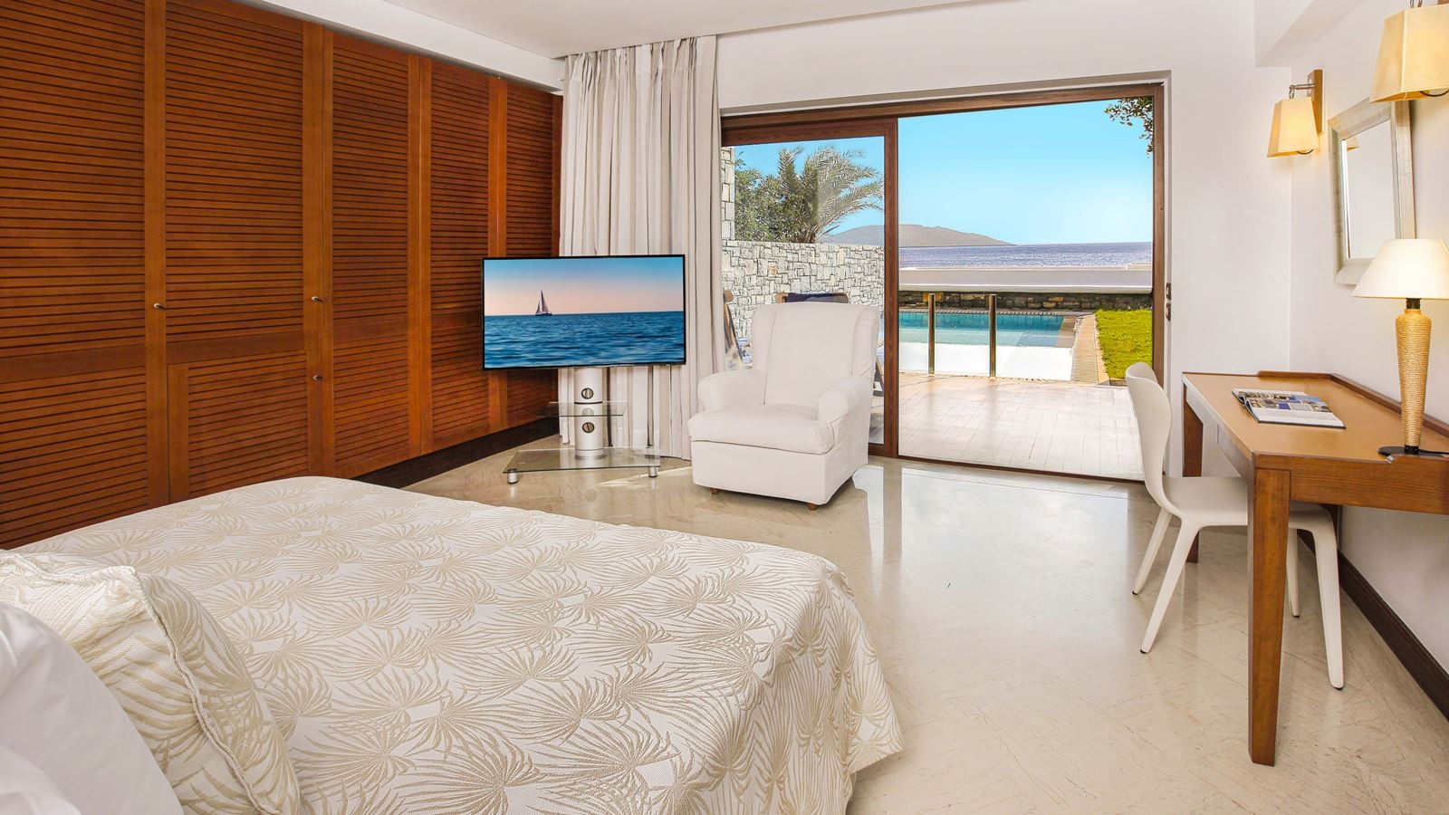 rooms-luxury-bungalow-sea-view-with-private-pool