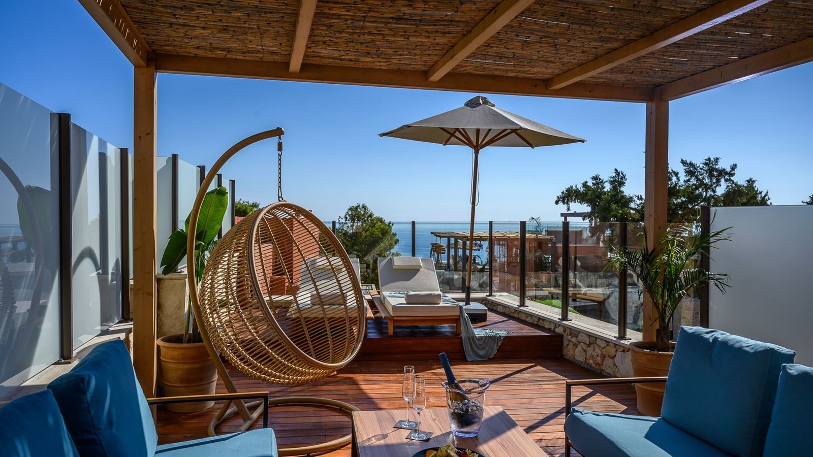 rooms-luxury-onebedroom-suite-sea-view-private-pool