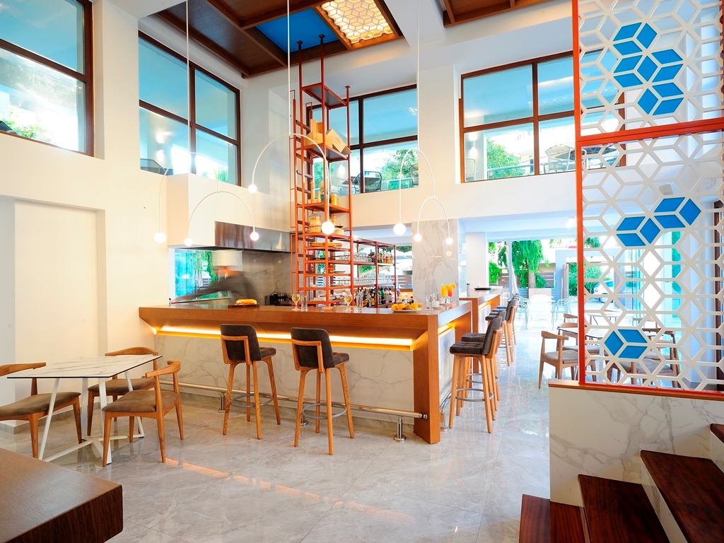 restaurants-green-and-grill-restaurant