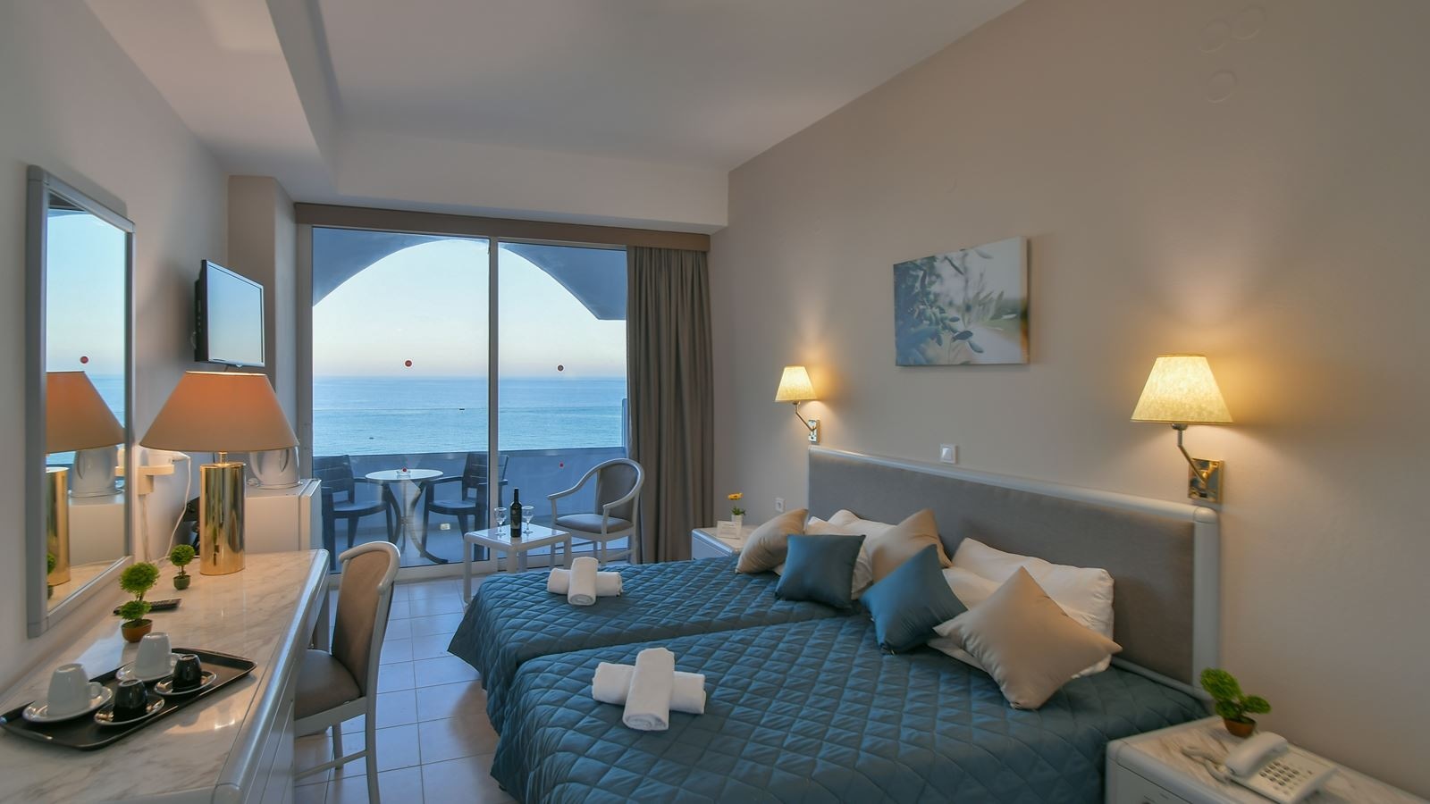 rooms-double-sea-view-with-balcony