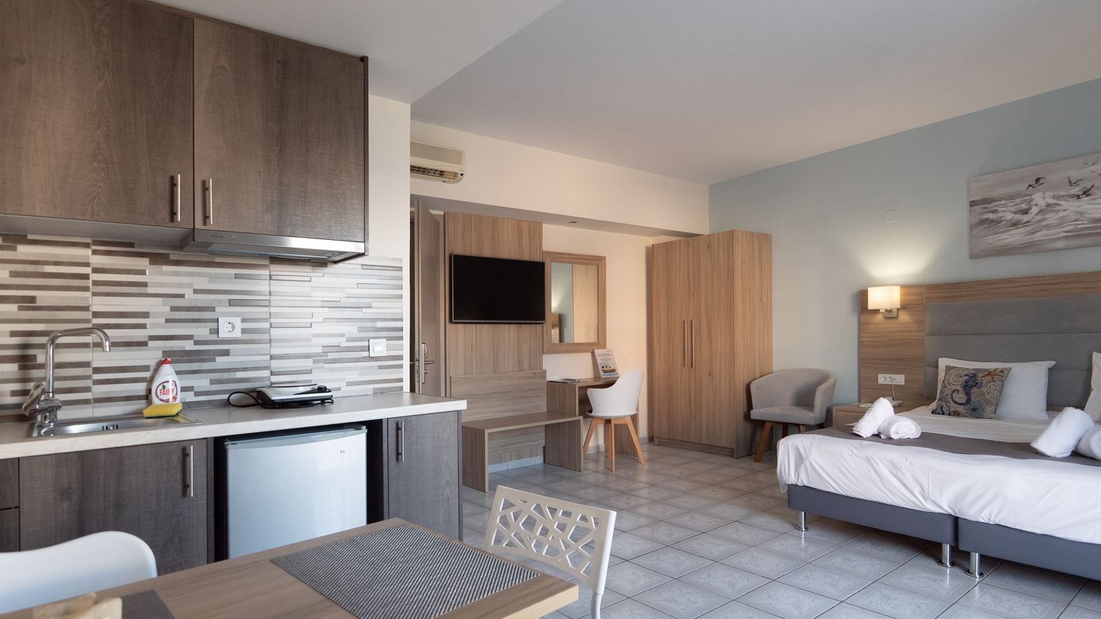 rooms-studio-apartment-3-pax