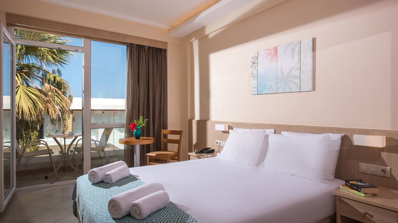 rooms-standard-double-room