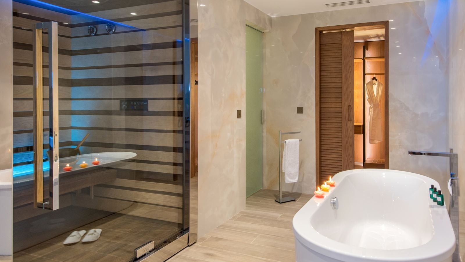 rooms-nana-imperial--6-bedrooms-on-3-floors-sea-view--with-2-private-heated-pools--2-sweetspa-and-2-gyms