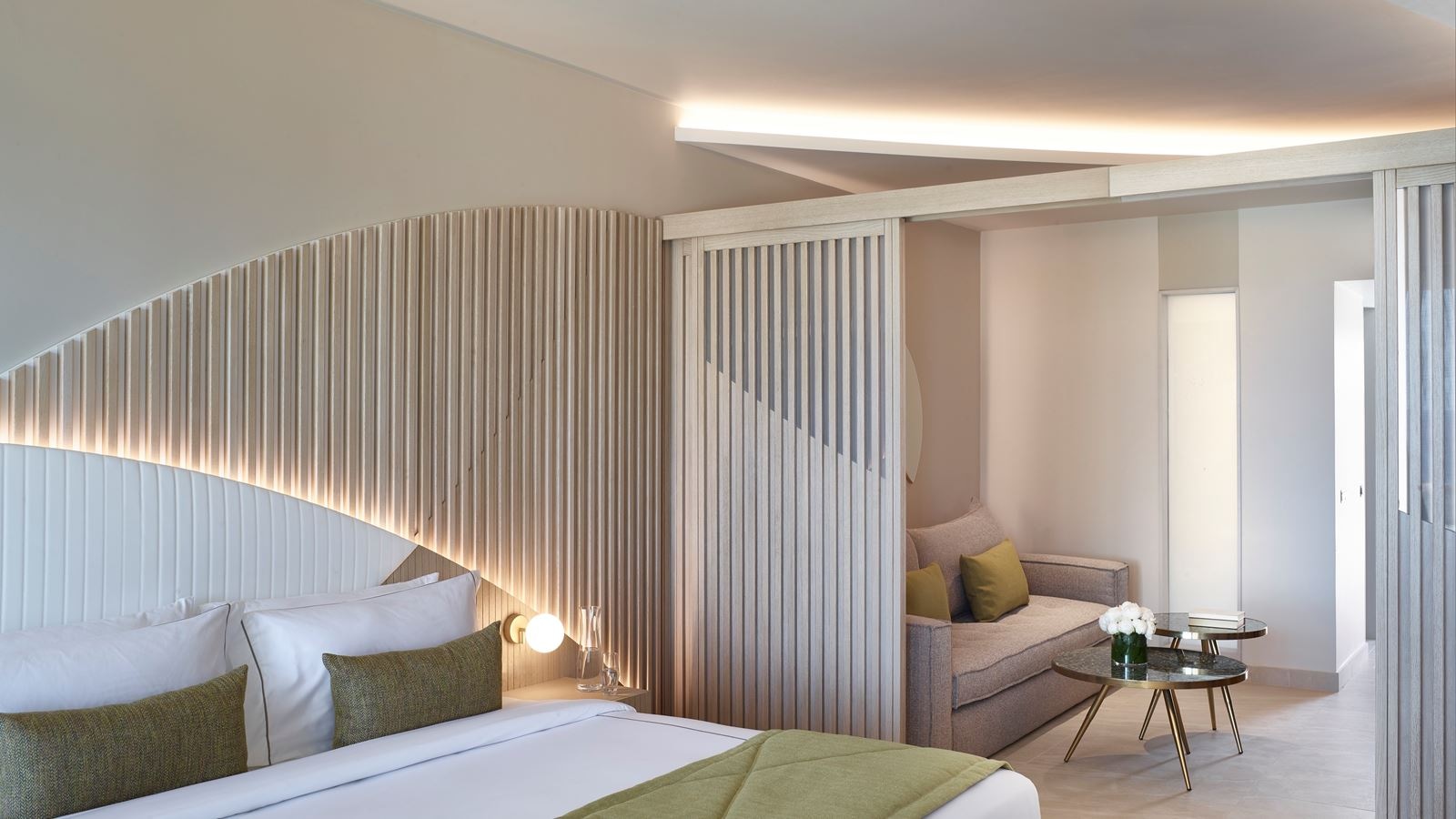 rooms-premier-suite-swim-up-sea-view