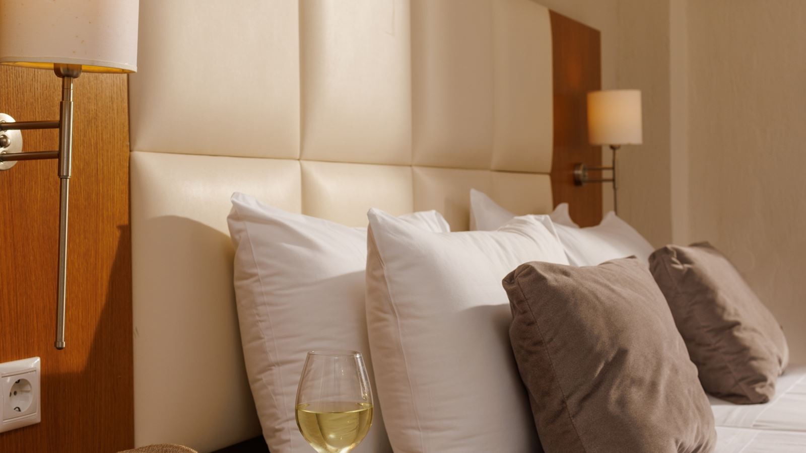 rooms-double-room-with-sea-view-balcony-or-terrace