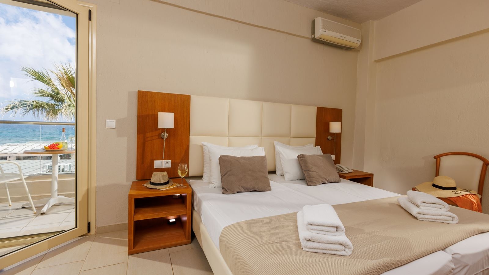 rooms-double-room-with-sea-view-balcony-or-terrace