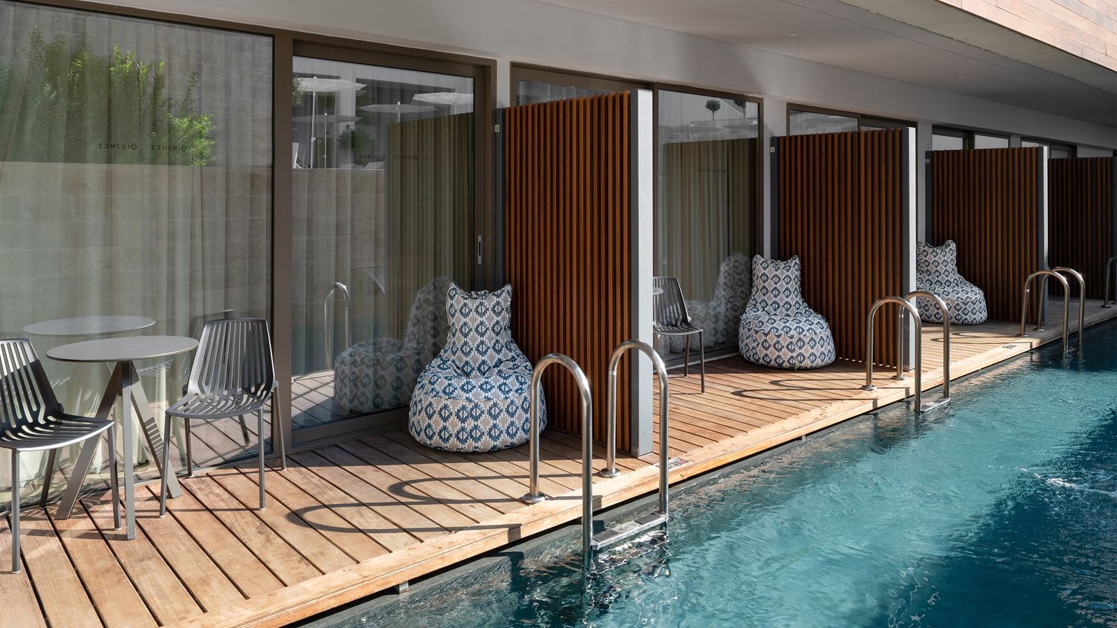 rooms-suite-standard-ground-floor-swim-up